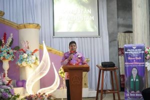 Hadiri Ibadah Syukur dan Pelantikan GMIM Salomo Tumaluntung Satu, Pjs. Bupati Minsel: ‘Kebersamaan dalam Pelayanan Adalah Kekuatan Kita