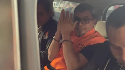 Keluar dari KPK dengan Rompi Oranye dan Tangan Diborgol, Sirajudin Lasena Resmi Tersangka
